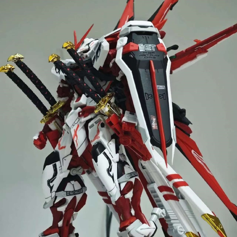 Model Kit Nemesis - Astray Red Frame Model-58 1/144 SEED
