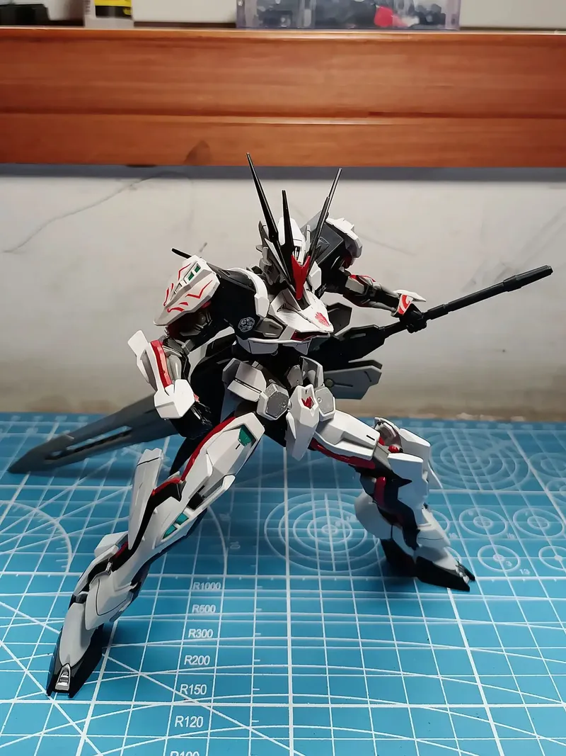2026 New HG 1/144 King Heresy  - огляд і ціна Model Kit Nemesis