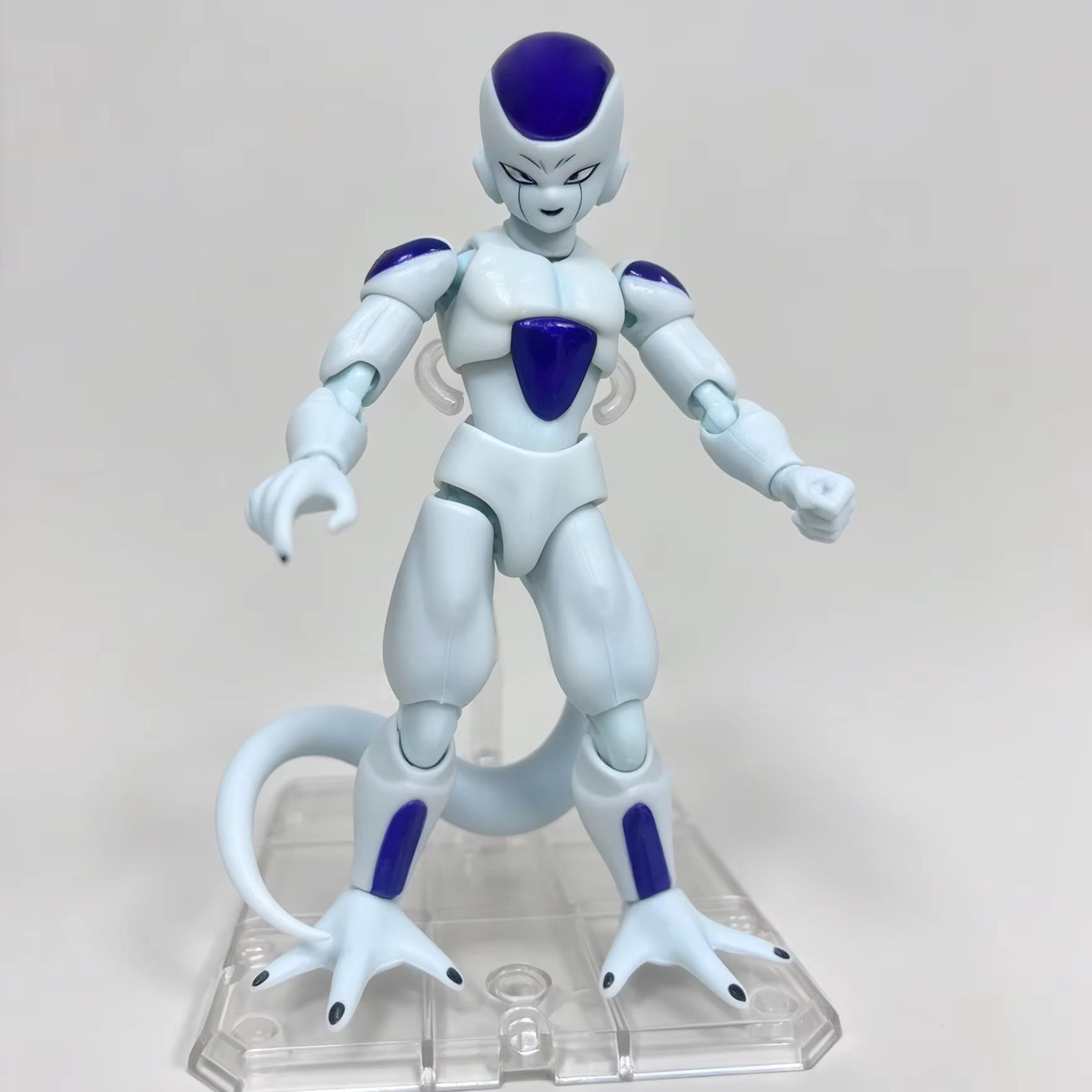 Bandai SHF Dragon Ball Frieza  - огляд і ціна Model Kit Frieza