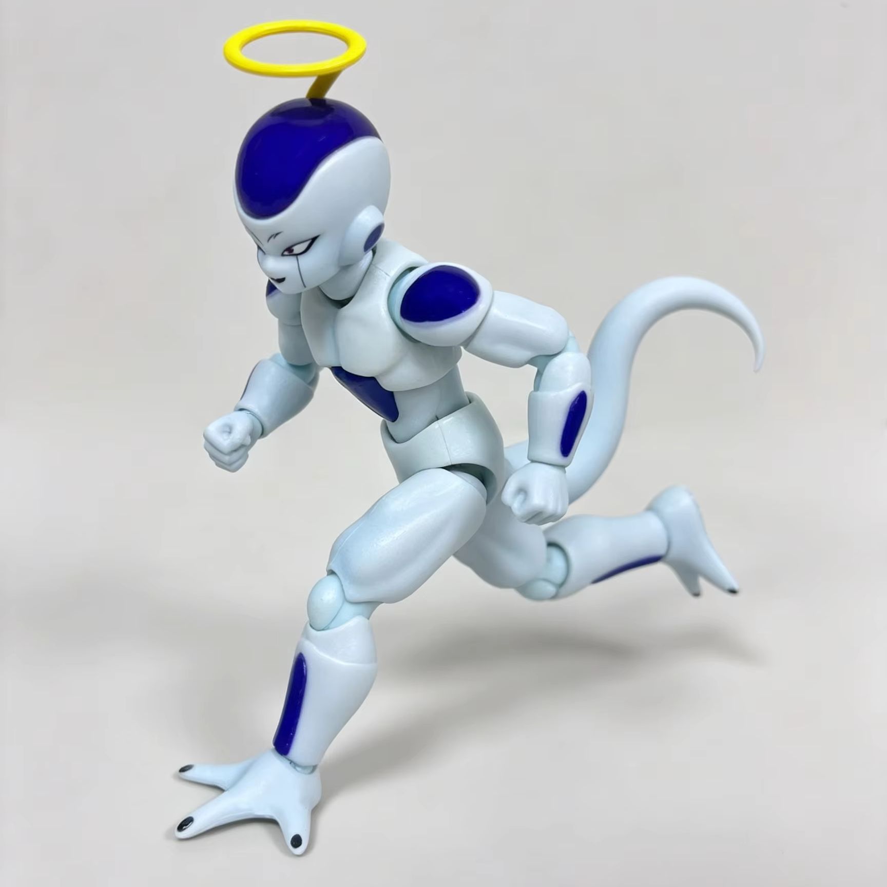 Bandai SHF Dragon Ball Frieza  - огляд і ціна Model Kit Frieza