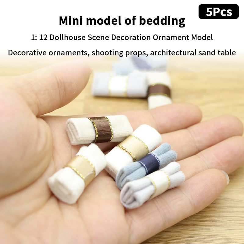 5Pcs 1/12 Dollhouse Mini Quilt - огляд і ціна Model Kit Simulator